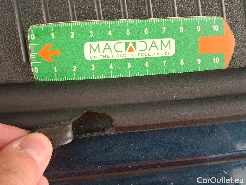  Volkswagen  Tiguan VOLKSWAGEN  / 2020 / 5P / SUV 1.4 eHybrid 245 DSG6 Life Business #4