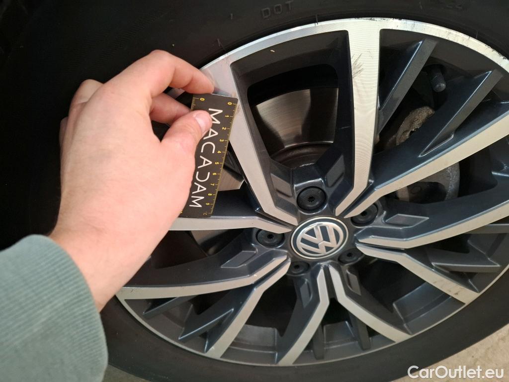  Volkswagen  Tiguan VOLKSWAGEN  Allspace / 2017 / 5P / SUV 2.0 TDI 150 BVM6 Confortline Business #19