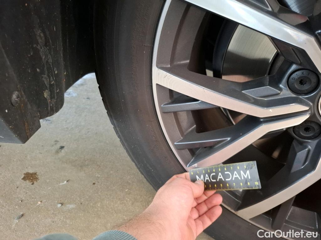  Volkswagen  Tiguan VOLKSWAGEN  Allspace / 2017 / 5P / SUV 2.0 TDI 150 BVM6 Confortline Business #22