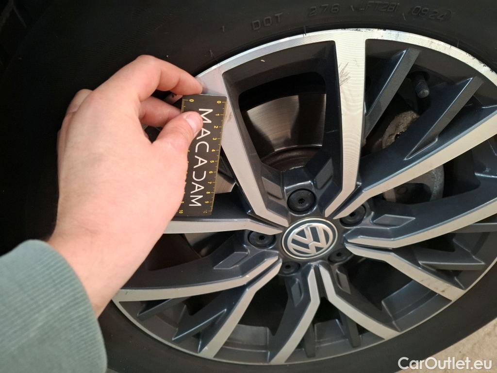  Volkswagen  Tiguan VOLKSWAGEN  Allspace / 2017 / 5P / SUV 2.0 TDI 150 BVM6 Confortline Business #18