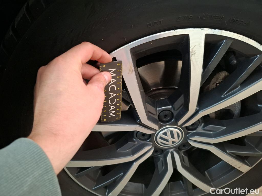  Volkswagen  Tiguan VOLKSWAGEN  Allspace / 2017 / 5P / SUV 2.0 TDI 150 BVM6 Confortline Business #14