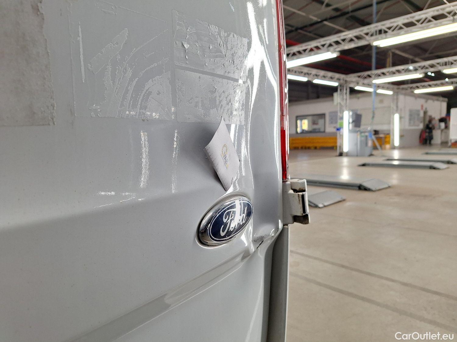  Ford  Transit Ford, _Trans.Custom FL'18, Ford  Custom 300L 2.0TD130Pk/96Kw M6 FWD Tr #33