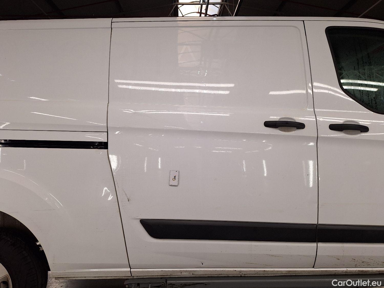  Ford  Transit Ford, _Trans.Custom FL'18, Ford  Custom 300L 2.0TD130Pk/96Kw M6 FWD Tr #30