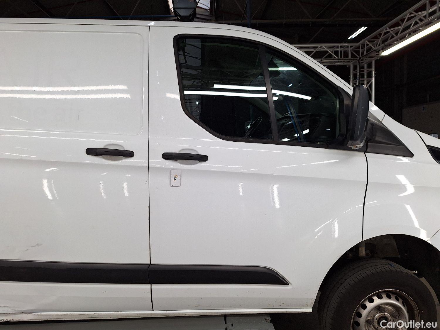  Ford  Transit Ford, _Trans.Custom FL'18, Ford  Custom 300L 2.0TD130Pk/96Kw M6 FWD Tr #15