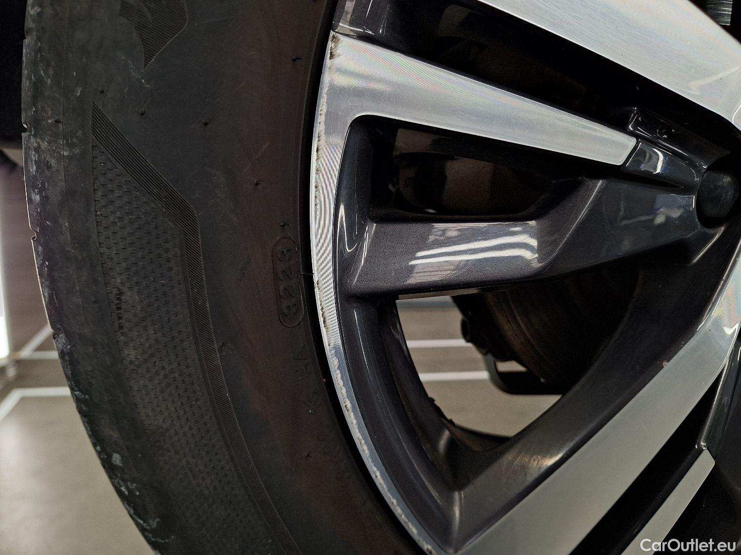  Peugeot  3008 Peugeot,  FL'20 PHEV, Peugeot  Hybrid 225 e-Auto8 Allure Pack 5d #5