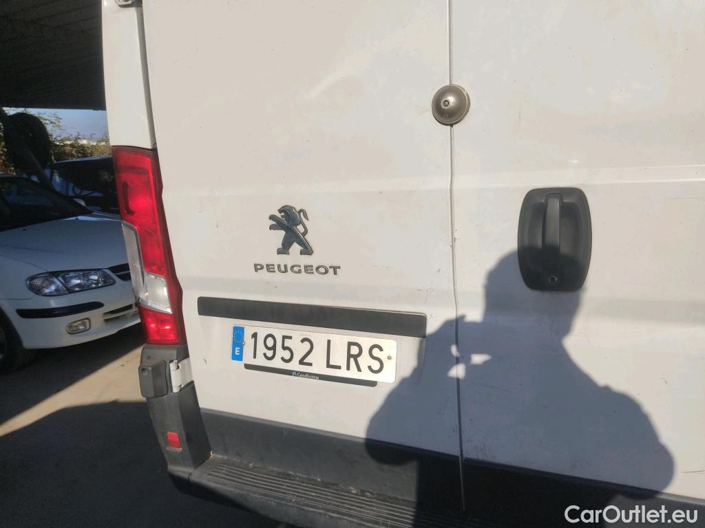  Peugeot  Boxer PEUGEOT  / 2014 / 4P / furgón 333 L2 H1 BHDI 103kW (140CV) S&S 6 V. M (AC) #36