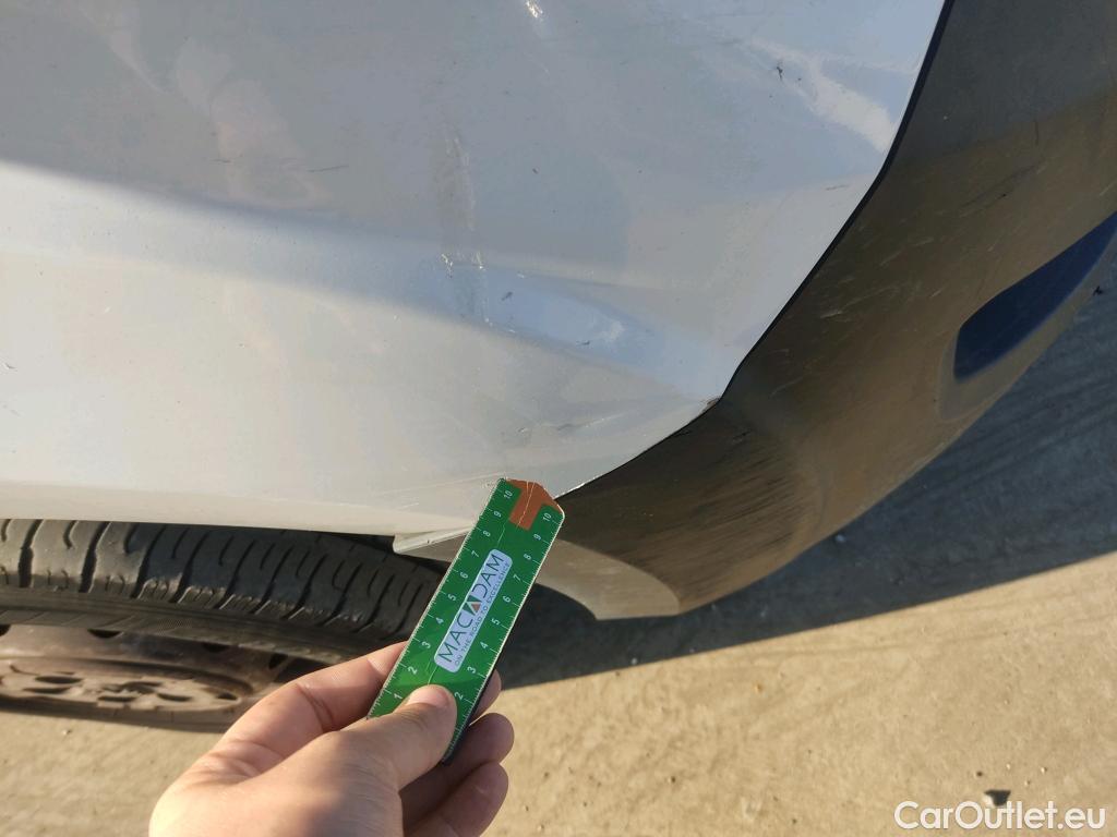  Peugeot  Boxer PEUGEOT  / 2014 / 4P / furgón 333 L2 H1 BHDI 103kW (140CV) S&S 6 V. M (AC) #52