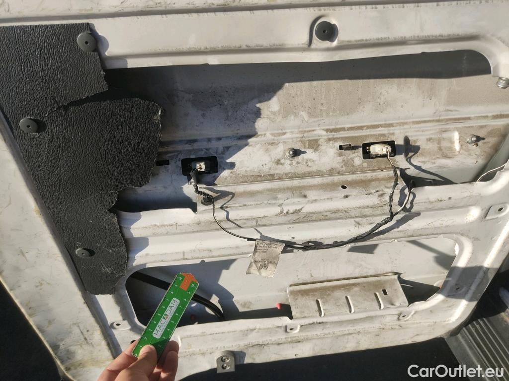  Peugeot  Boxer PEUGEOT  / 2014 / 4P / furgón 333 L2 H1 BHDI 103kW (140CV) S&S 6 V. M (AC) #20