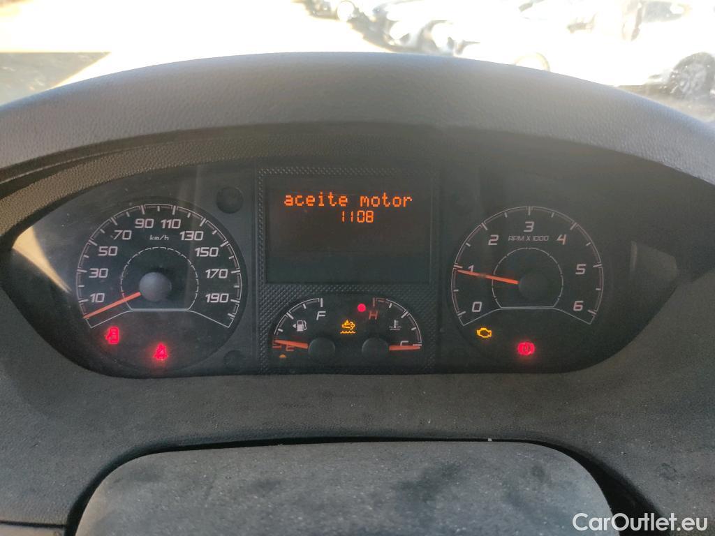  Peugeot  Boxer PEUGEOT  / 2014 / 4P / furgón 333 L2 H1 BHDI 103kW (140CV) S&S 6 V. M (AC) #70