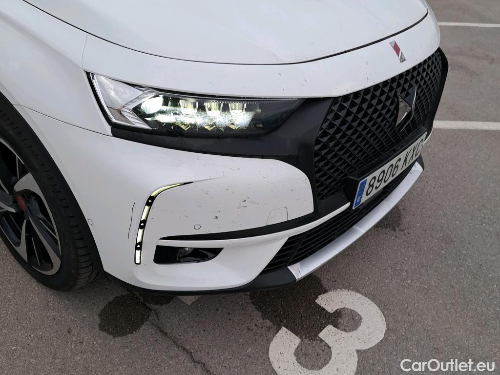  DS  DS7 DS DS 7 Crossback / 2017 / 5P / todoterreno PureTech 165kW (225CV) Auto. PERF.LINE #17