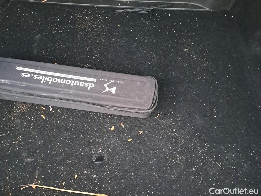  DS  DS7 DS DS 7 Crossback / 2017 / 5P / todoterreno PureTech 165kW (225CV) Auto. PERF.LINE #13