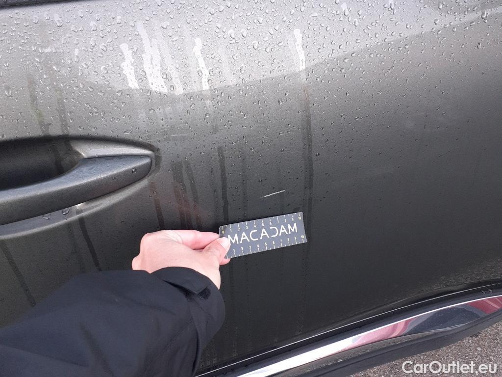  Peugeot  3008 PEUGEOT  Hybrid / 2016 / 5P / todoterreno 225 e-EAT8 Allure #3