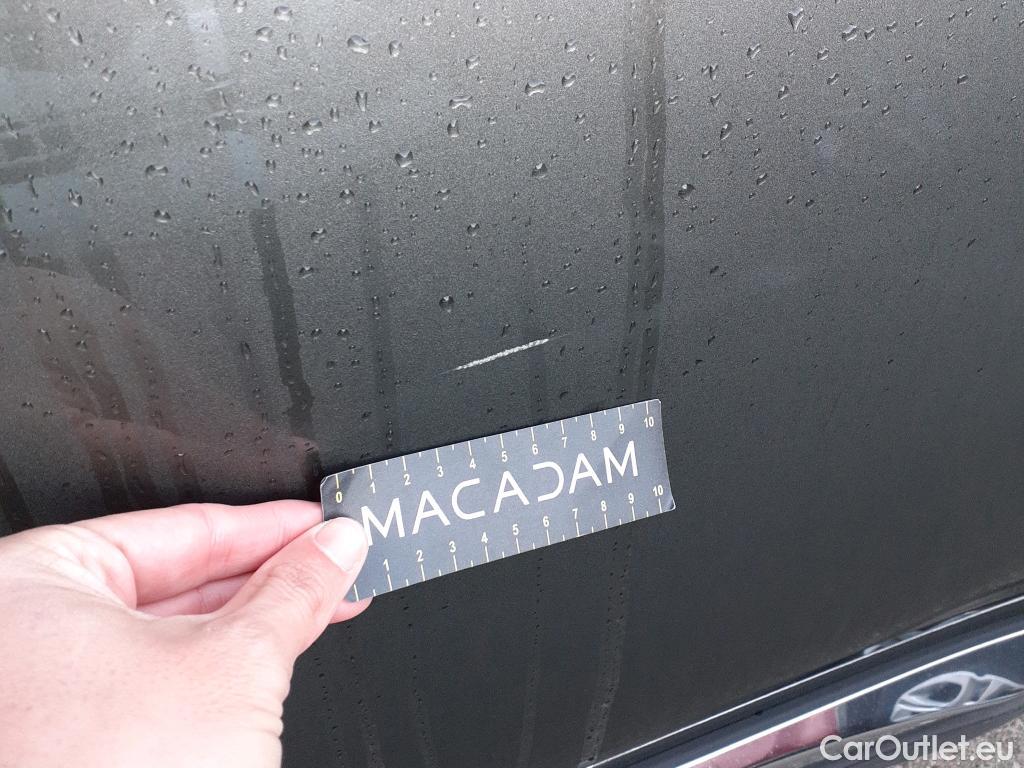  Peugeot  3008 PEUGEOT  Hybrid / 2016 / 5P / todoterreno 225 e-EAT8 Allure #4