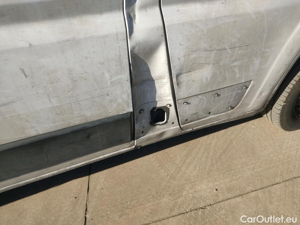  Peugeot  Boxer PEUGEOT  / 2014 / 4P / furgón 333 L2 H1 BHDI 103kW (140CV) S&S 6 V. M (AC) #55