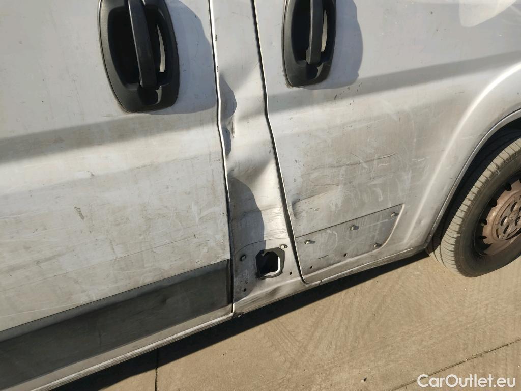  Peugeot  Boxer PEUGEOT  / 2014 / 4P / furgón 333 L2 H1 BHDI 103kW (140CV) S&S 6 V. M (AC) #32