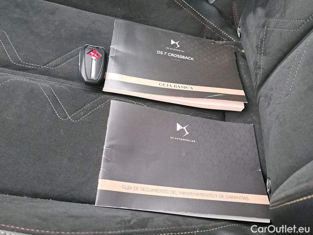  DS  DS7 DS DS 7 Crossback / 2017 / 5P / todoterreno PureTech 165kW (225CV) Auto. PERF.LINE #1