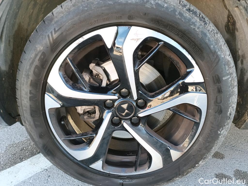  DS  DS7 DS DS 7 Crossback / 2017 / 5P / todoterreno BlueHDi DE 96kW (130CV) Auto. CHIC (AC) #1