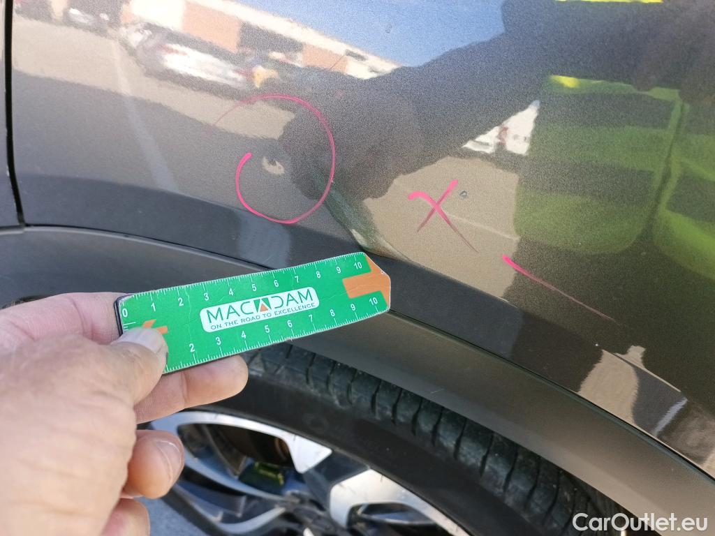  DS  DS7 DS DS 7 Crossback / 2017 / 5P / todoterreno BlueHDi DE 96kW (130CV) Auto. CHIC (AC) #14