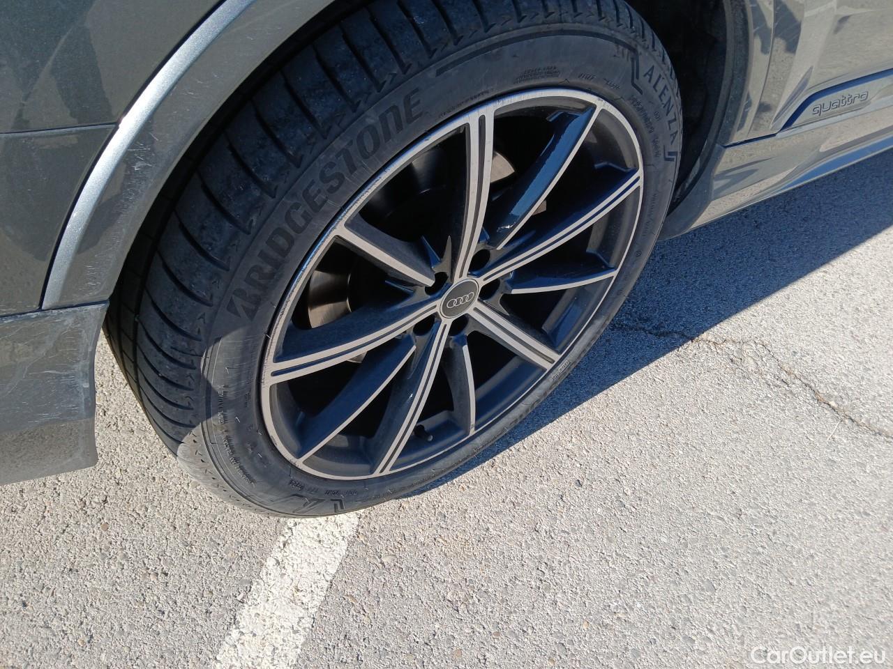  Audi  Q7 AUDI  / 2019 / 5P / todoterreno Black line 50 TDI 210kW (286CV) q. tip. #17