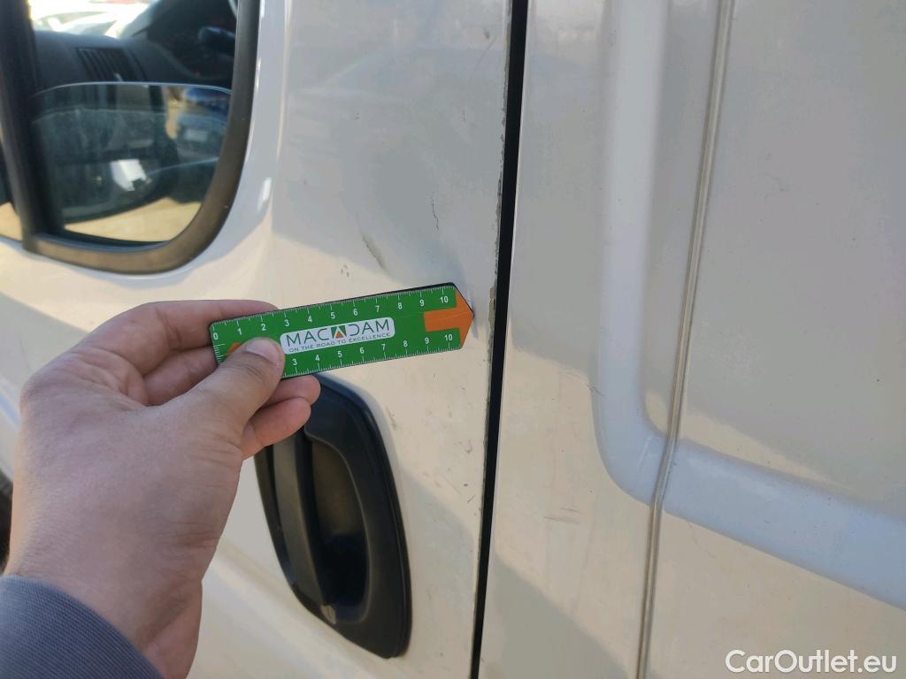  Peugeot  Boxer PEUGEOT  / 2014 / 4P / furgón 333 L2 H1 BHDI 103kW (140CV) S&S 6 V. M (AC) #43