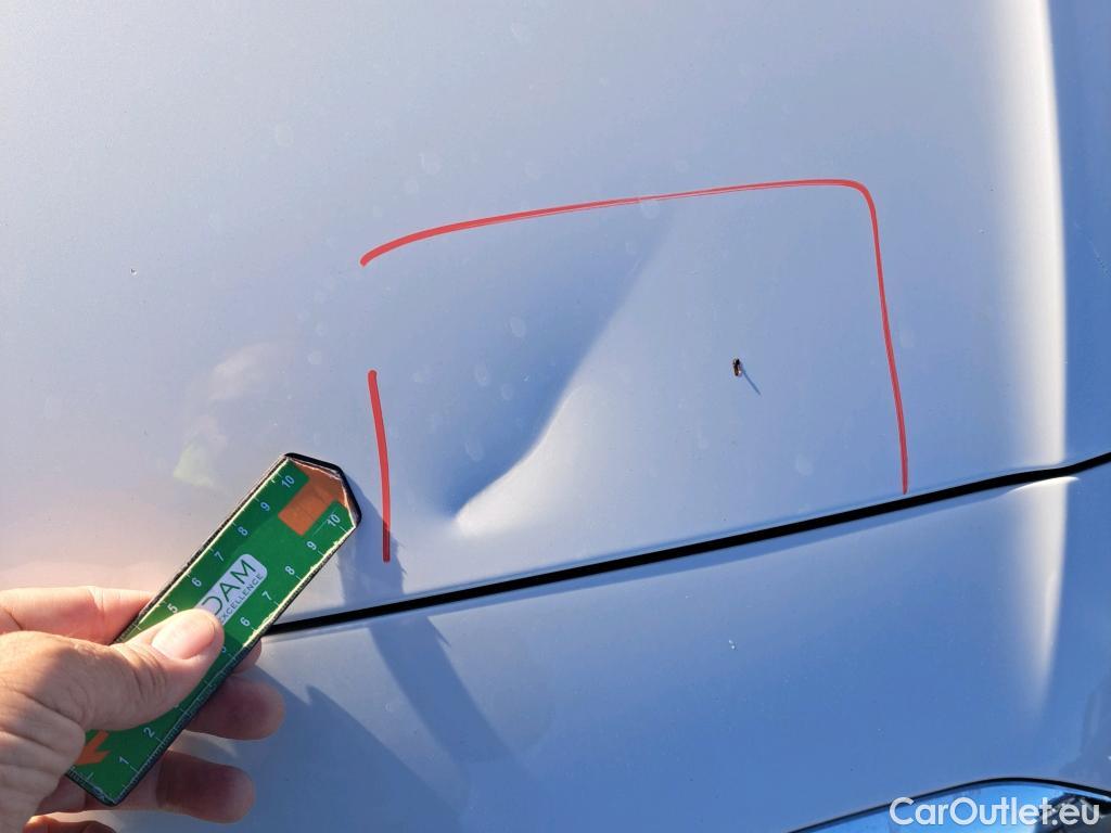  Bmw  Serie 1 BMW  / 2019 / 5P / berlina con portón 118i #2