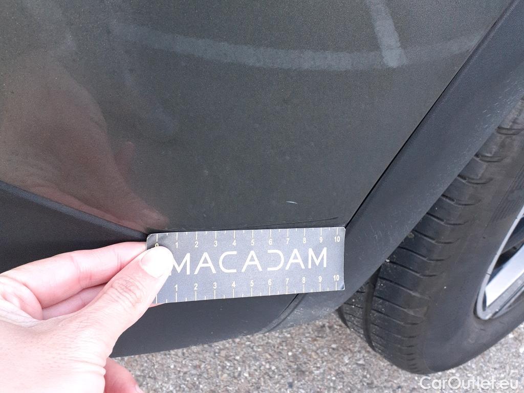  Peugeot  3008 PEUGEOT  Hybrid / 2016 / 5P / todoterreno 225 e-EAT8 Allure #12