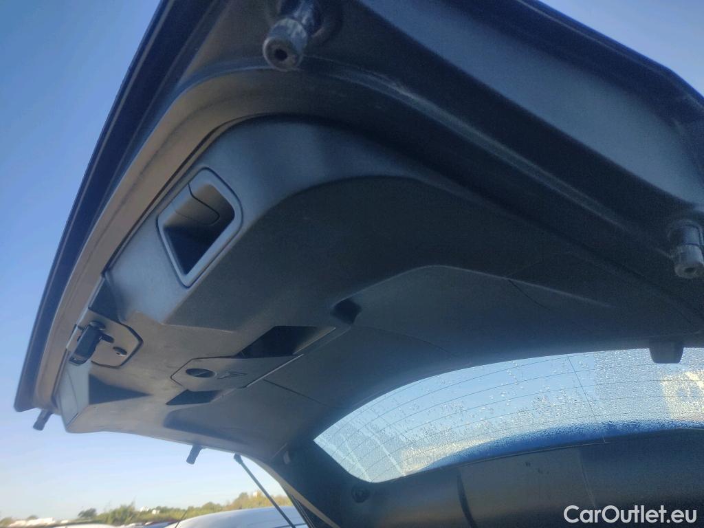  Peugeot  3008 PEUGEOT  / 2020 / 5P / todoterreno 1.2 PureTech 96KW S&S Active Pack #3