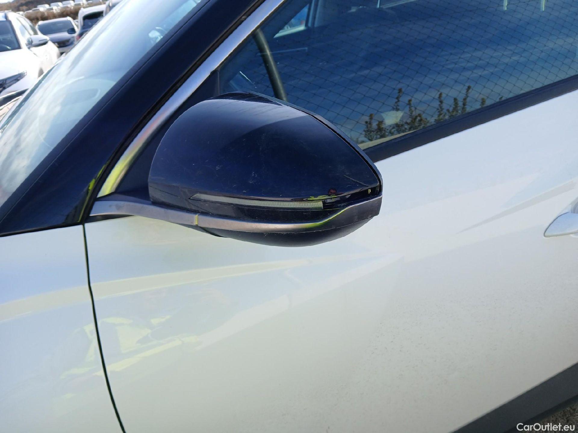  Hyundai  Tucson HYUNDAI  / 2020 / 5P / todoterreno 1.6 TGDI 169kW HEV Tecno Auto 2C #13