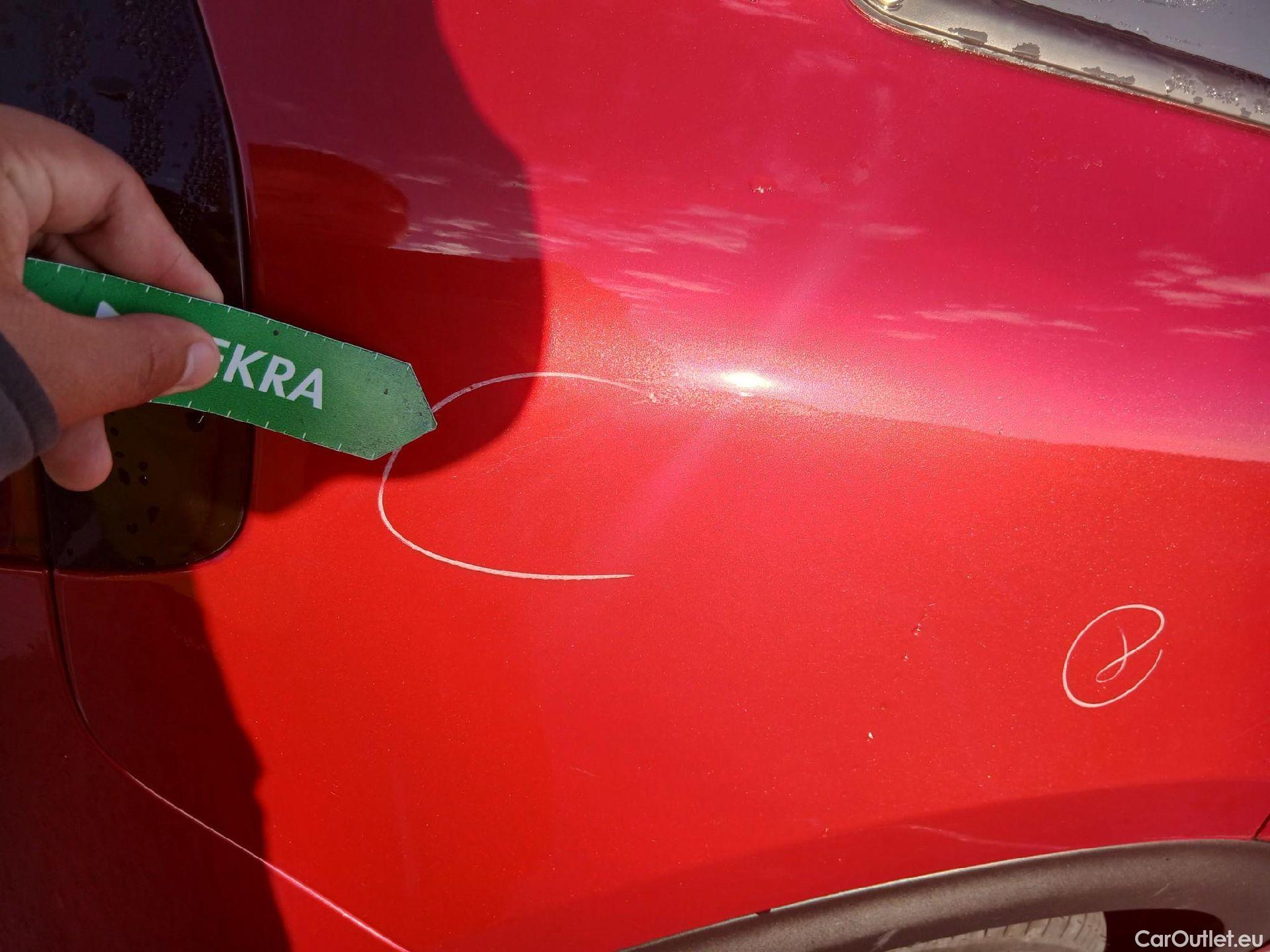  KIA  Niro KIA  / 2019 / 5P / crossover 1.6 GDi PHEV 104kW (141CV) Drive #25