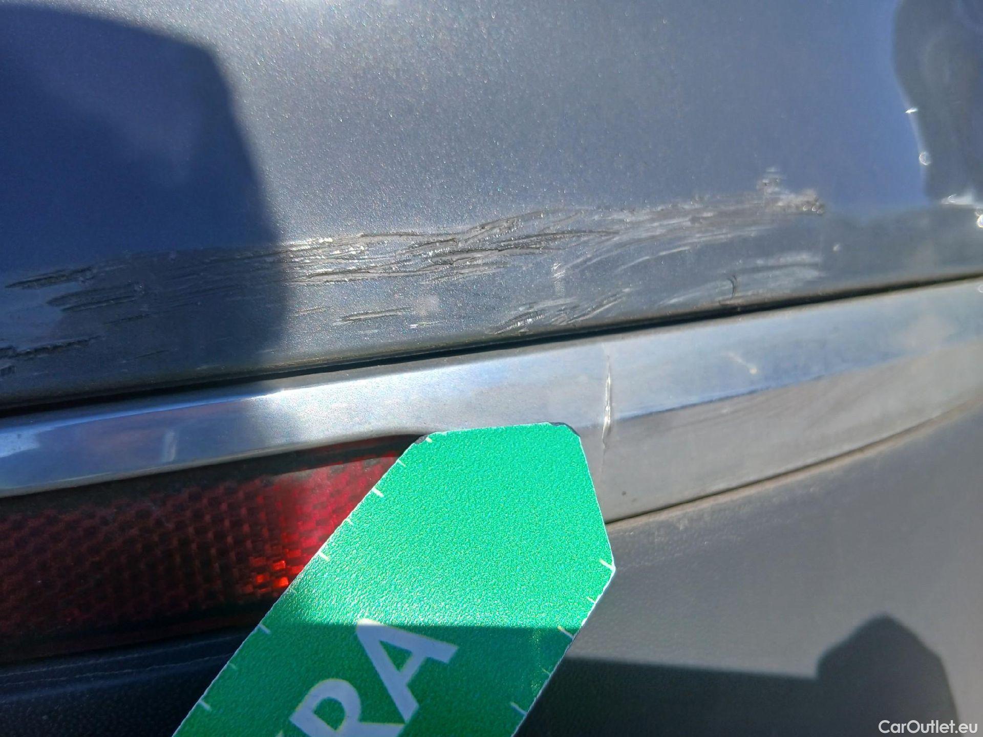  Volkswagen  Tiguan VOLKSWAGEN  / 2020 / 5P / todoterreno Life 2.0 TDI 110kW (150CV) DSG #20