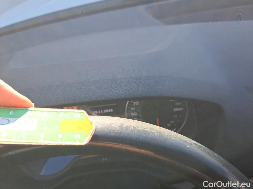  Audi  Q2 AUDI  / 2016 / 5P / todoterreno Design 30 TFSI 85kW (116CV) #2