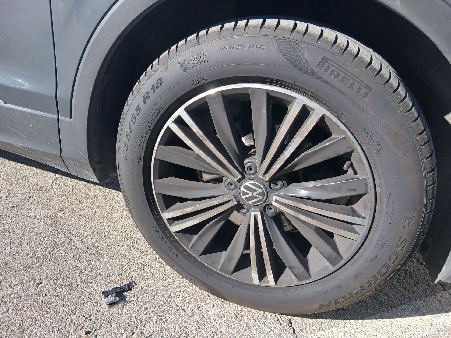  Volkswagen  Tiguan VOLKSWAGEN  / 2020 / 5P / todoterreno Life 2.0 TDI 110kW (150CV) DSG #40