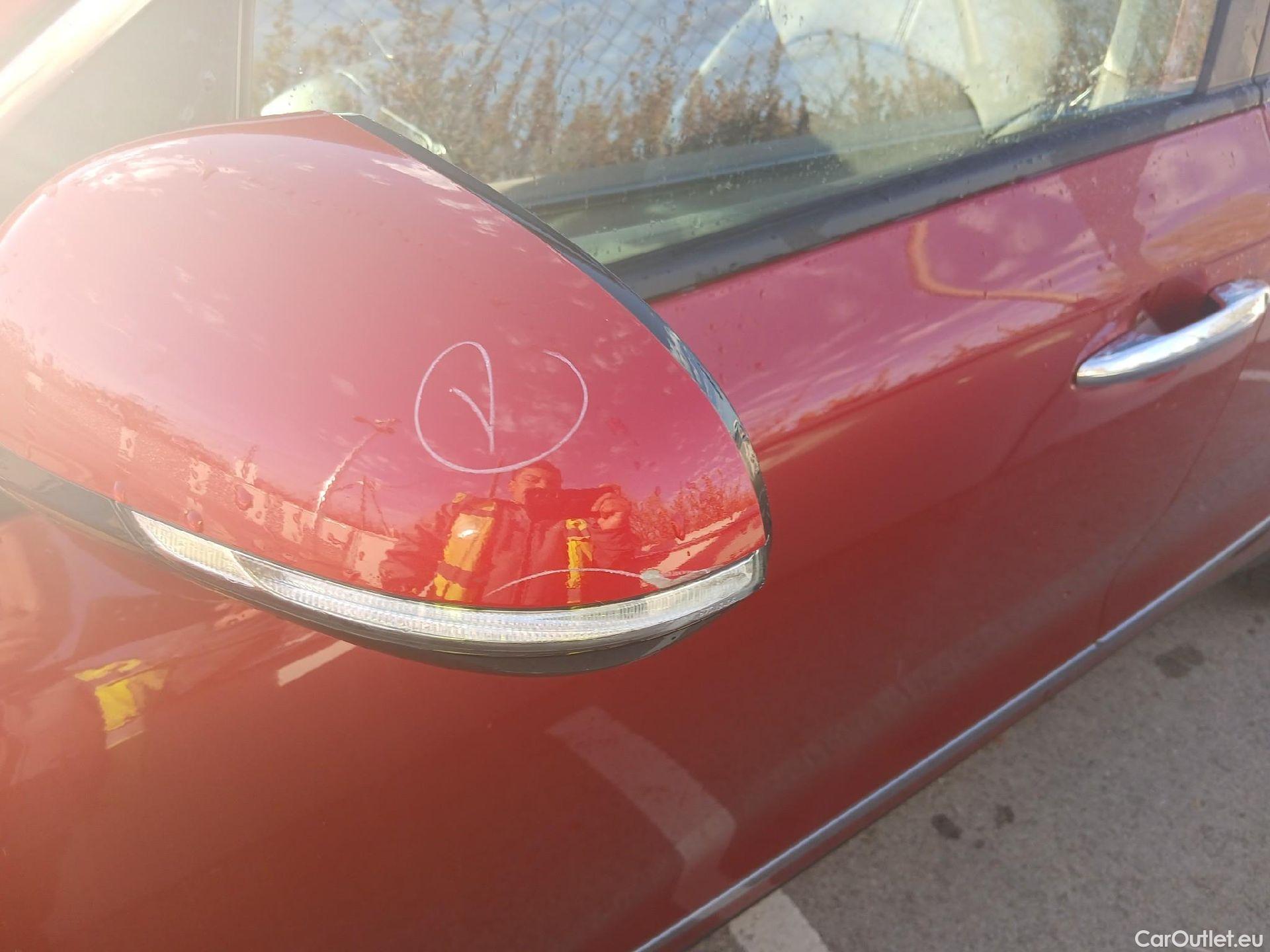  KIA  Niro KIA  / 2019 / 5P / crossover 1.6 GDi PHEV 104kW (141CV) Drive #12