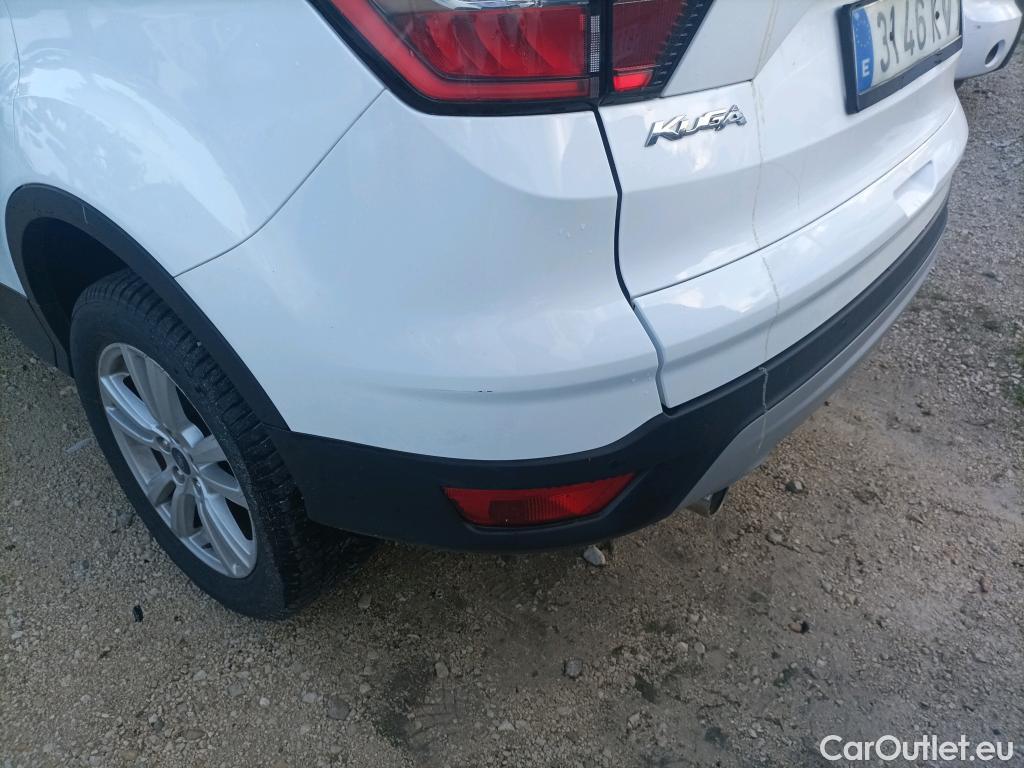  Ford  Kuga FORD  / 2016 / 5P / todoterreno 1.5 EcoBoost 88kW 4x2 Trend+ (CX) #12