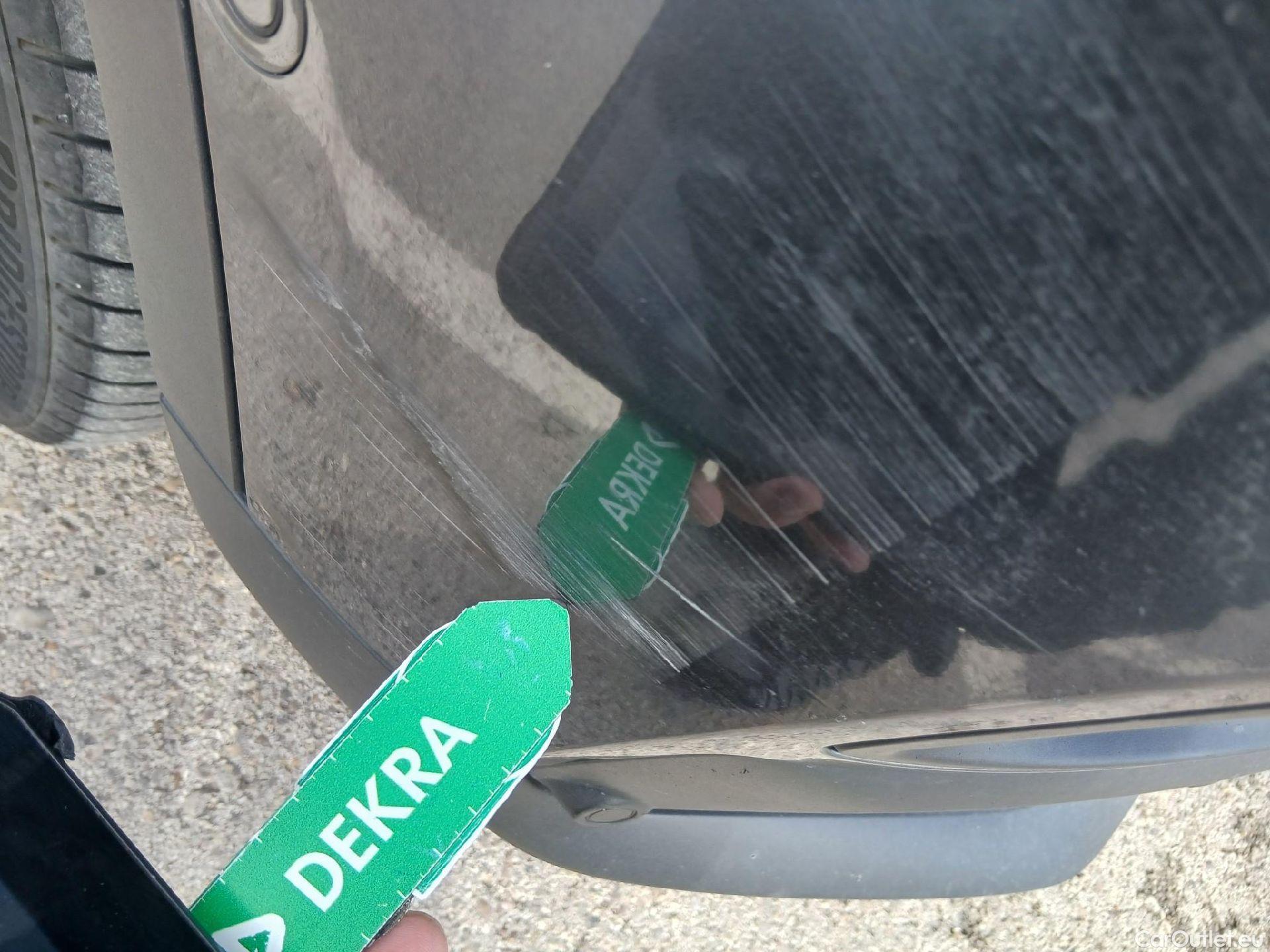  Bmw  X2 BMW  / 2017 / 5P / todoterreno sDrive18d #19