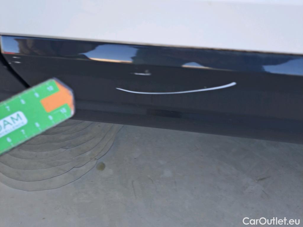  Audi  Q2 AUDI  / 2016 / 5P / todoterreno Design 30 TFSI 85kW (116CV) #9