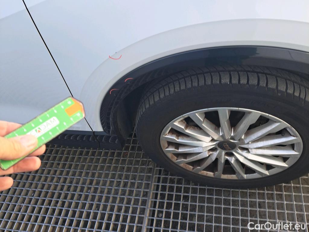  Audi  Q2 AUDI  / 2016 / 5P / todoterreno Design 30 TFSI 85kW (116CV) #31