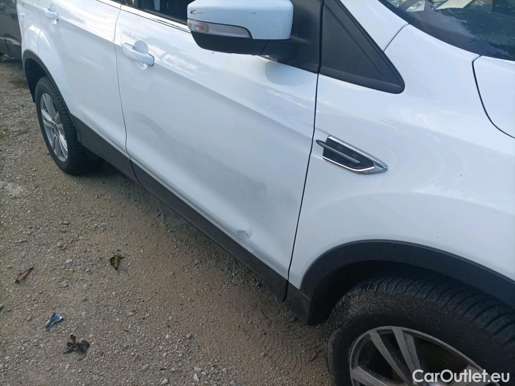  Ford  Kuga FORD  / 2016 / 5P / todoterreno 1.5 EcoBoost 88kW 4x2 Trend+ (CX) #1