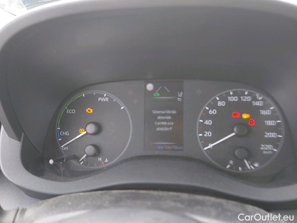  Toyota  Yaris TOYOTA  / 2020 / 5P / berlina con portón 1.5 120H Business Plus #42