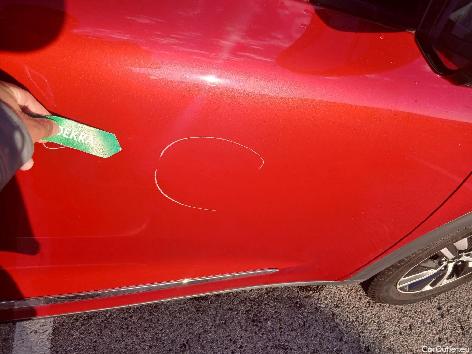  KIA  Niro KIA  / 2019 / 5P / crossover 1.6 GDi PHEV 104kW (141CV) Drive #32