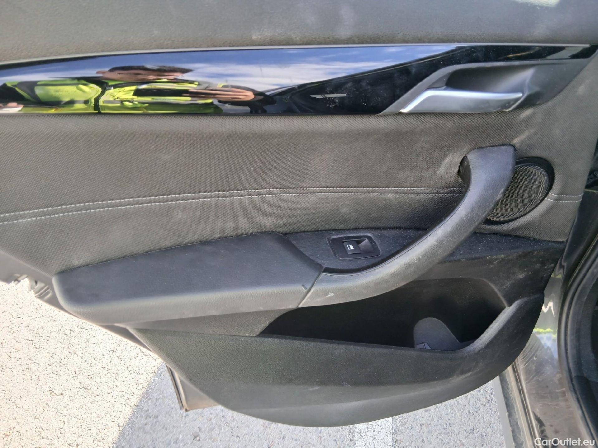  Bmw  X2 BMW  / 2017 / 5P / todoterreno sDrive18d #2