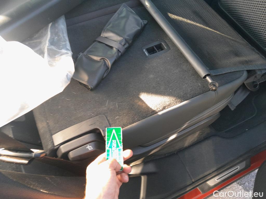  Audi  Q7 AUDI  / 2019 / 5P / todoterreno S line 55 TFSIe 280kW(381CV) quattro tip #4