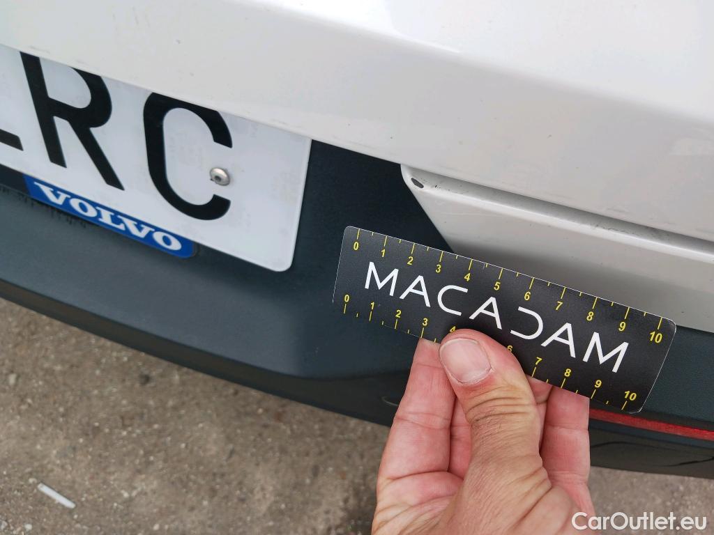  Volvo  XC 40 VOLVO XC40 / 2017 / 5P / todoterreno 1.5 T4 Twin Recharge R-Design Exp Auto #24