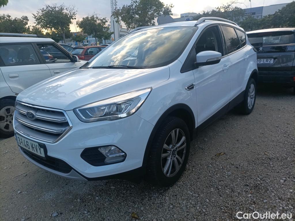  Ford  Kuga FORD  / 2016 / 5P / todoterreno 1.5 EcoBoost 88kW 4x2 Trend+ (CX) #15