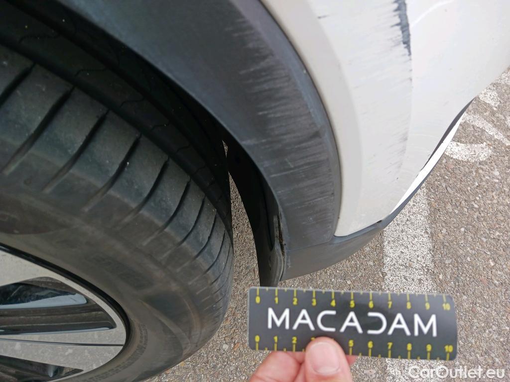  Volvo  XC 40 VOLVO XC40 / 2017 / 5P / todoterreno 1.5 T4 Twin Recharge R-Design Exp Auto #12