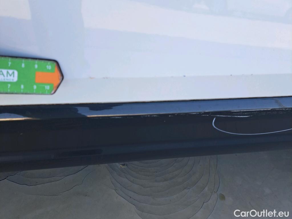  Audi  Q2 AUDI  / 2016 / 5P / todoterreno Design 30 TFSI 85kW (116CV) #7