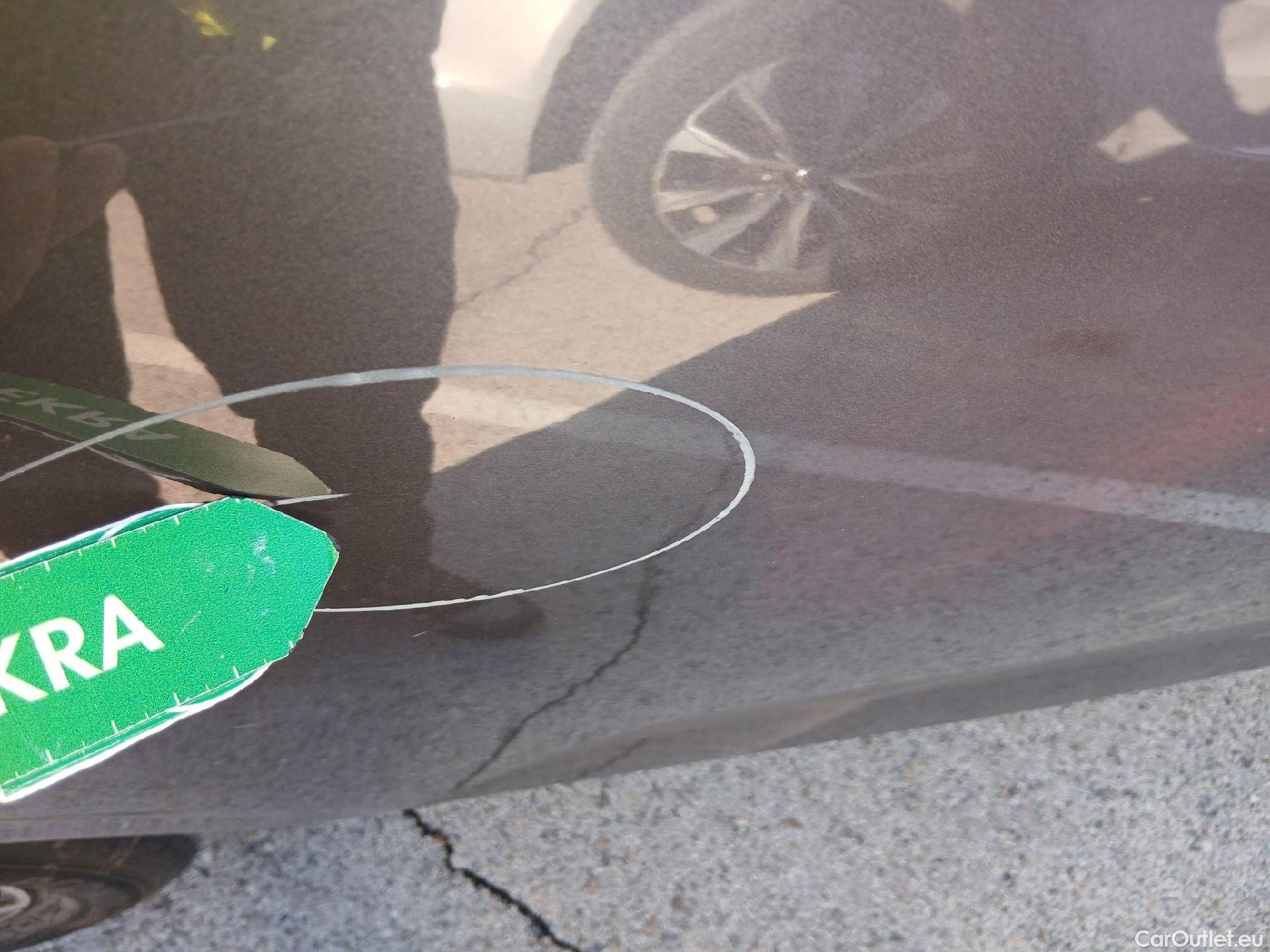  Volkswagen  Polo VOLKSWAGEN  / 2021 / 5P / berlina con portón Life 1.0 TSI 70kW (95CV) #21