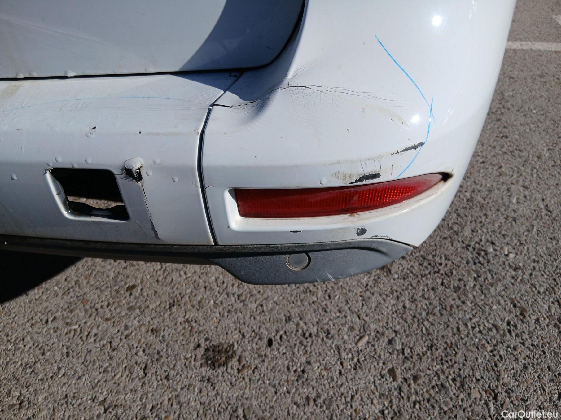  Renault  Kangoo RENAULT  Combi / 2021 / 5P / combi Life Edition One 1.5 Blue dCi 70kW(95CV) (IND)(AC) #28