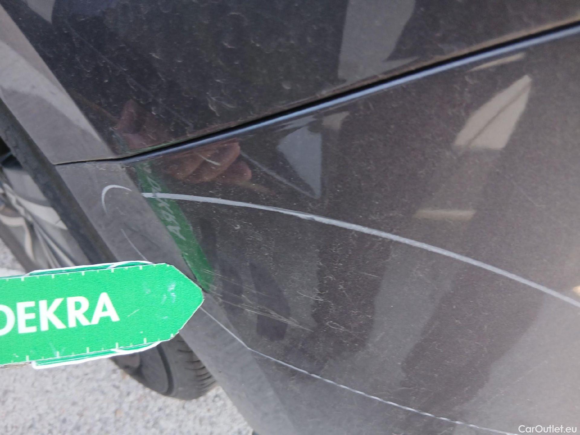  Volkswagen  Polo VOLKSWAGEN  / 2021 / 5P / berlina con portón Life 1.0 TSI 70kW (95CV) #16