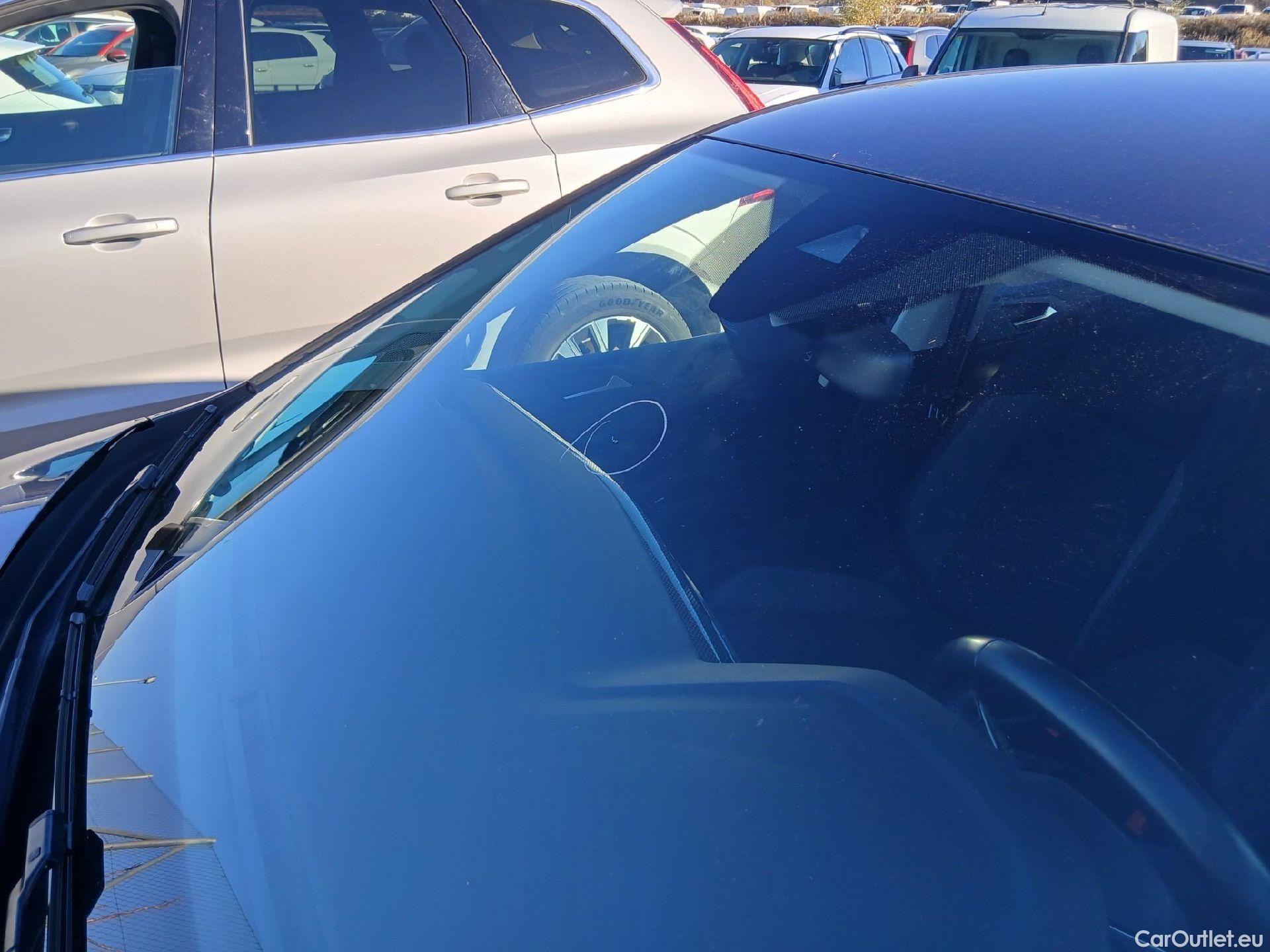  Volkswagen  Polo VOLKSWAGEN  / 2021 / 5P / berlina con portón Life 1.0 TSI 70kW (95CV) #6